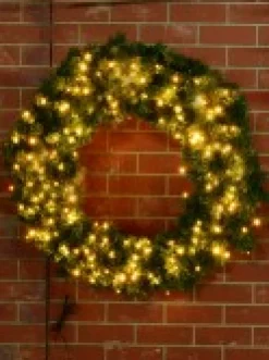 Christmas Warehouse Giant Balsam Pine Needle Pre-Lit Christmas Wreath With 420 Tips - 1.2M><noscript><img width=